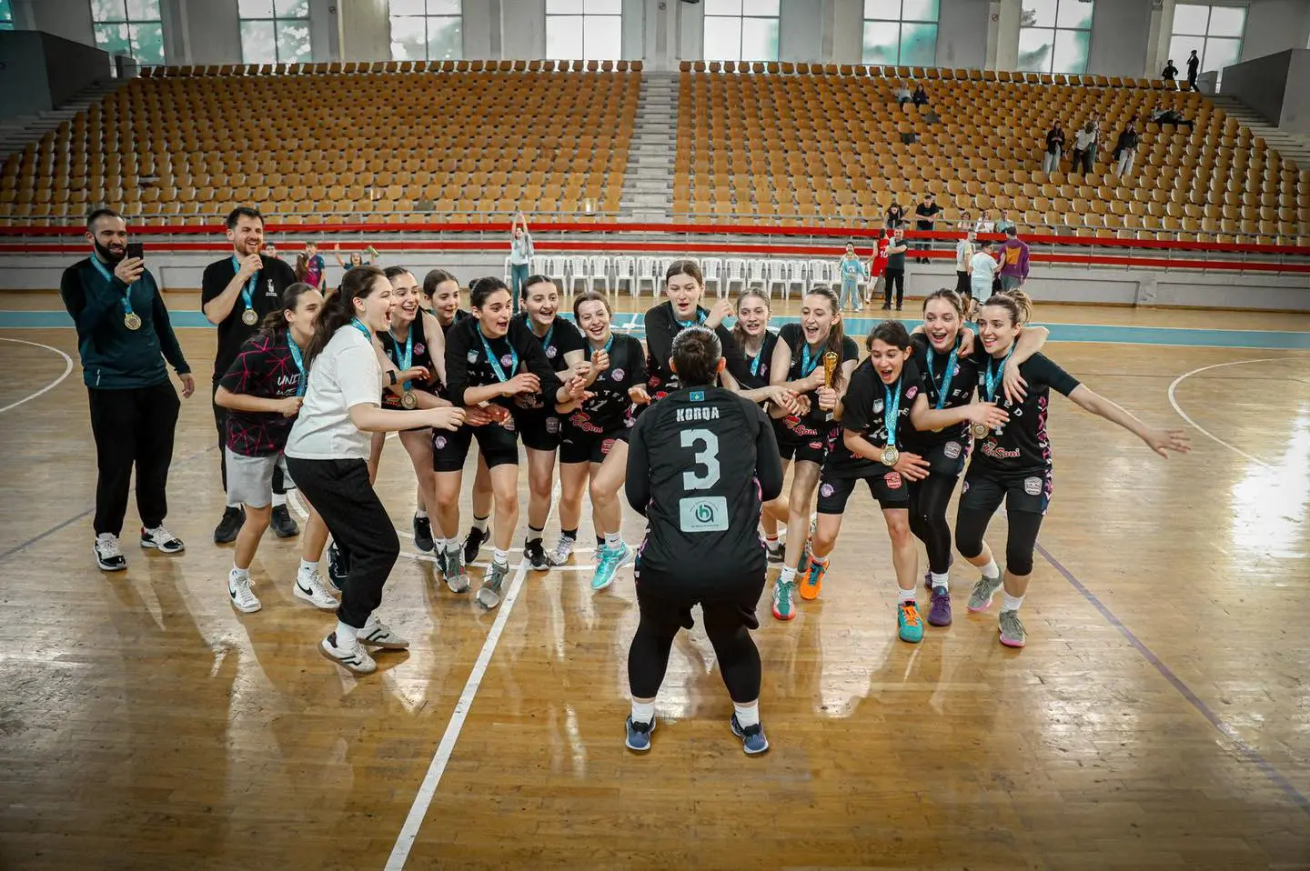 United Basketboll në Superligë